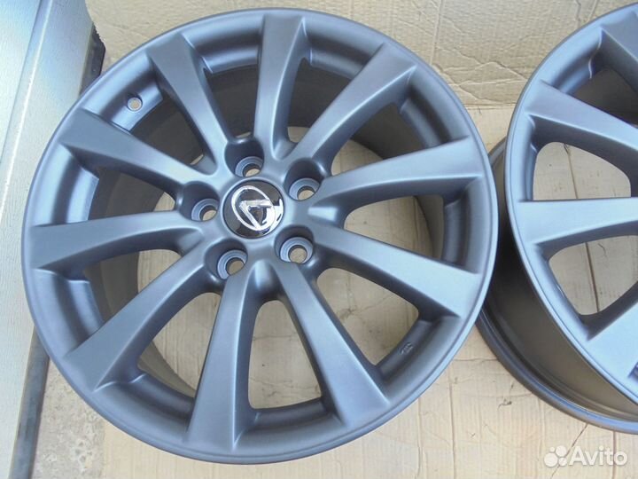 Оригинальные литые диски Lexus 8J R17 et45 5X114.3