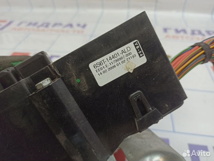 Блок предохранителей Ford Fiesta (Mk VI) 6S6T14401