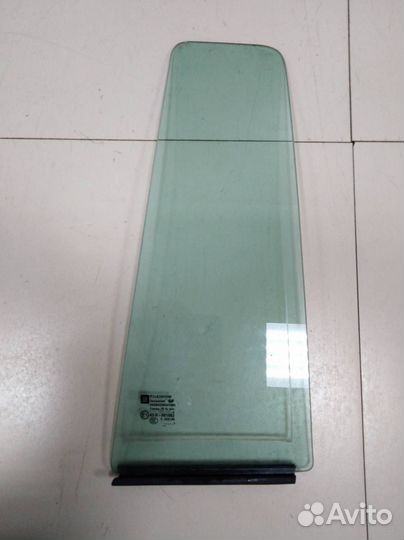 Стекло двери задней левой форточка Opel Zafira B 2