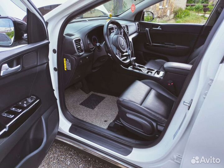 Kia Sportage 2.0 AT, 2016, 104 000 км