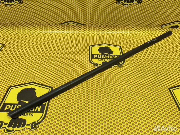 Бархотка стекла двери внешняя задняя левая Renault