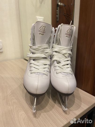 Коньки фигурные 34 размер