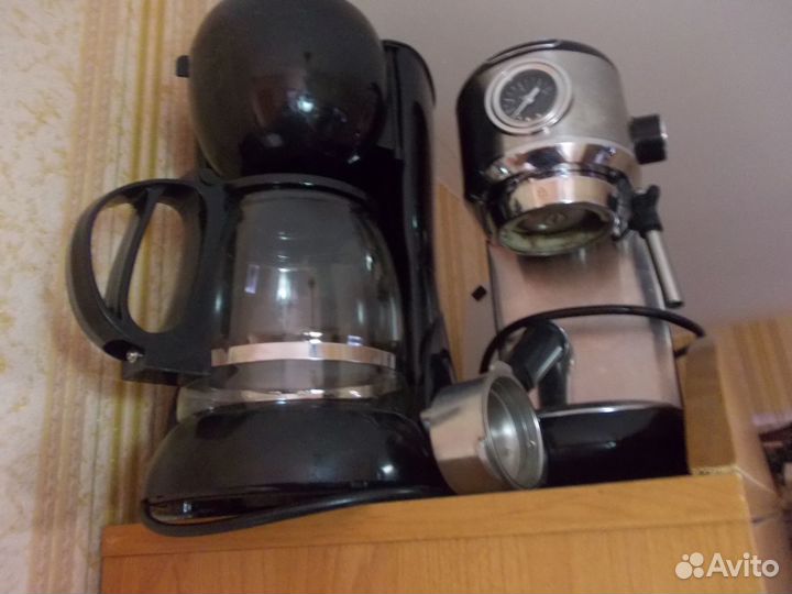 Кофеварки две