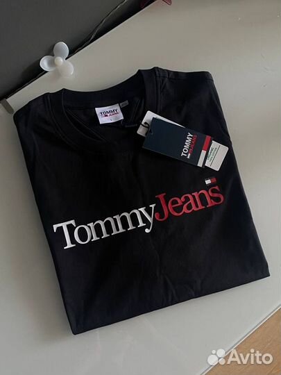 Футболка Tommy Jeans оригинал