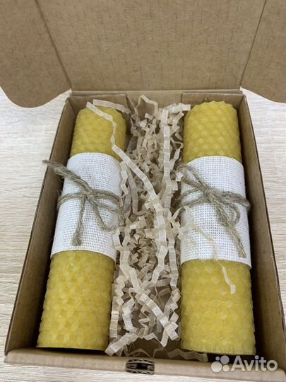 Свеча из вощины с лавандой