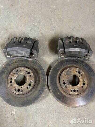 Комплект передних тормозов tourer v