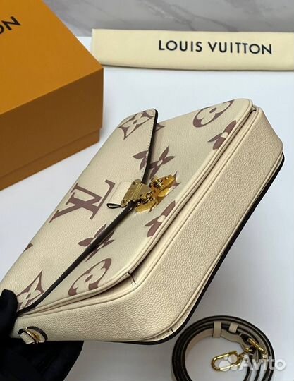 Сумка Louis Vuitton