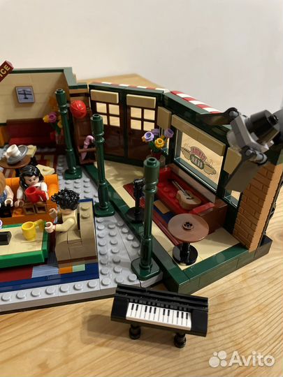 Lego friends кафе ‘central perk’