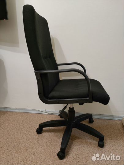 Компьютерное кресло