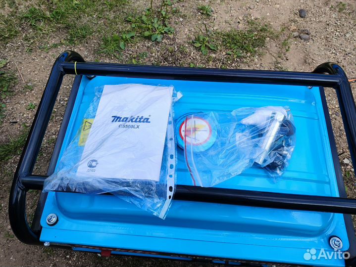 Бензиновый генератор Makita G5500LX