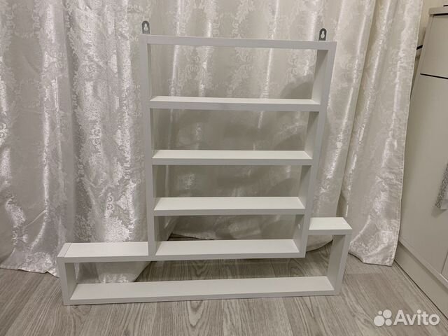 Полка для гель лаков настенная