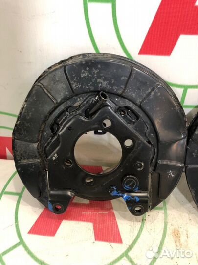 Механизм ручного тормоза задний Mitsubishi Lancer