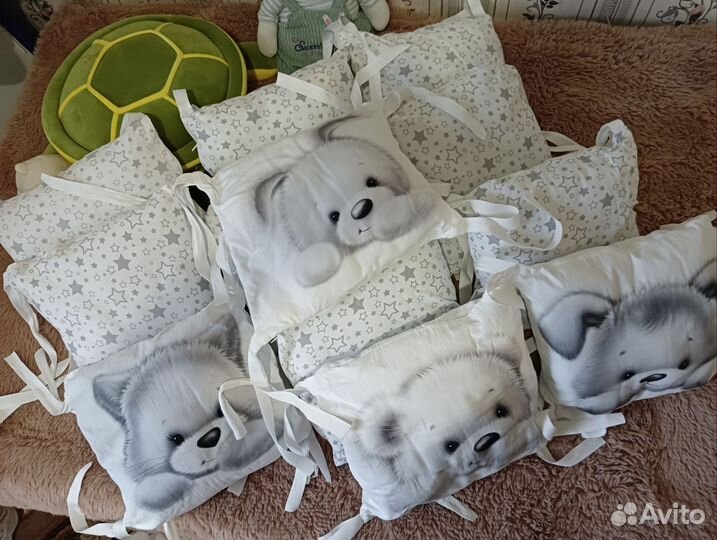 Бортики в кроватку