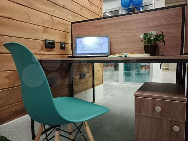 Небольшой офис. Рабочие места в коворкинге