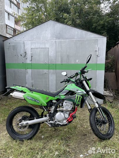 Kawasaki KLX250 d-tracker