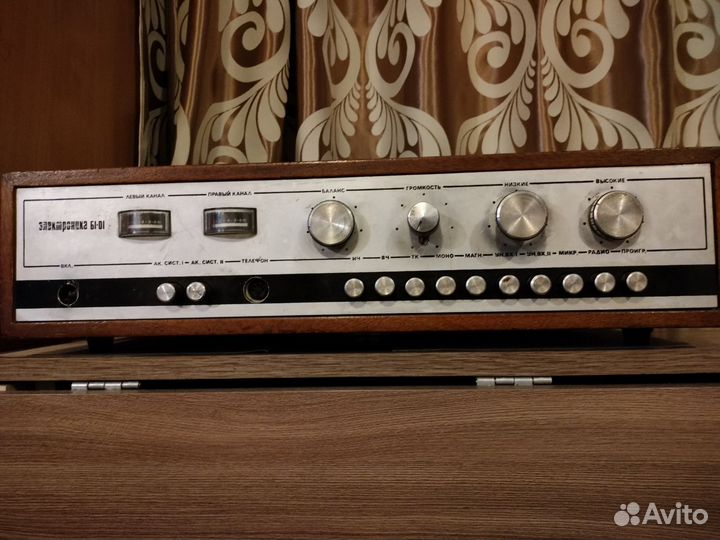 Колонки с усилителем