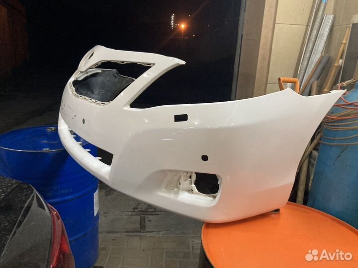 Бампер на toyota camry 40