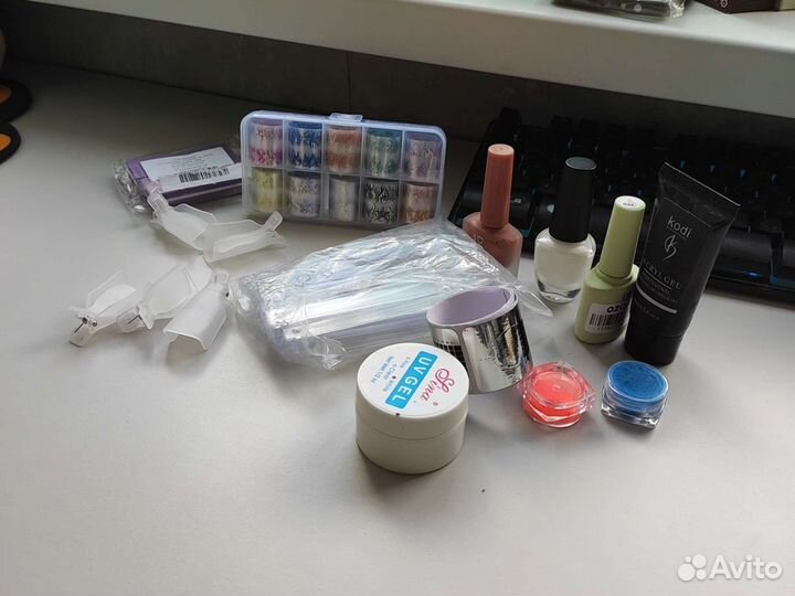 Для наращивания ногтей