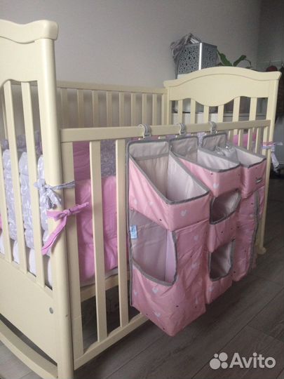 Органайзер на детскую кроватку