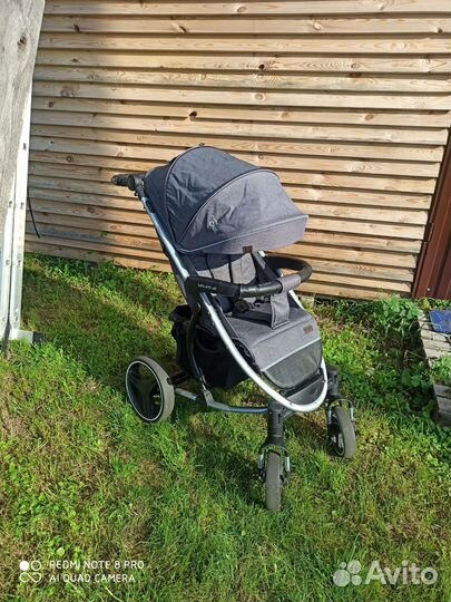 Прогулочная коляска bubago