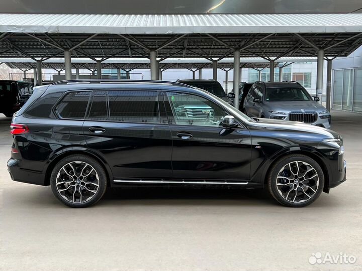 BMW X7 3.0 AT, 2022, 11 км