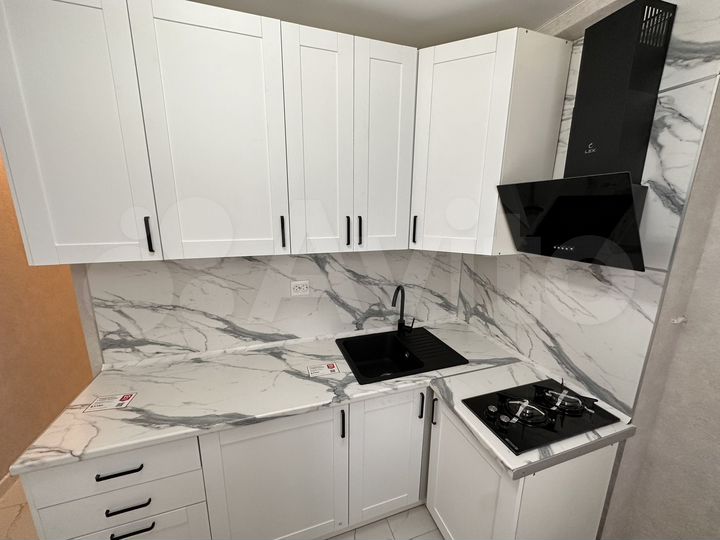 4-к. квартира, 68 м², 1/9 эт.