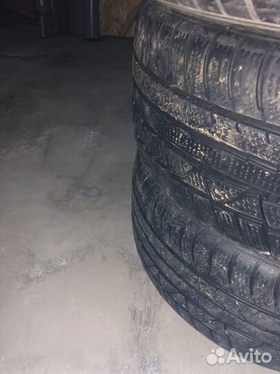 LingLong Green-Max Winter UHP 245/40 R19 98V