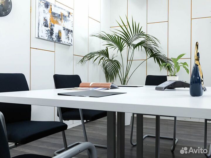 Стол в переговорную