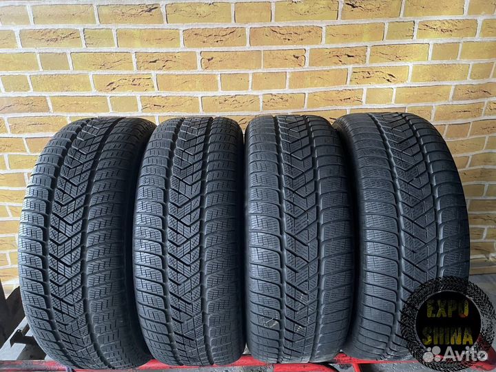 Pirelli Scorpion Winter RFT 235/55 R19 101H