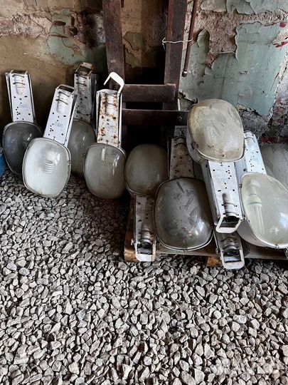 Фонарь уличный