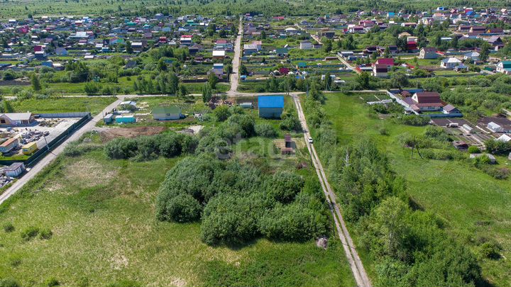 Дача 20 м² на участке 8 сот.