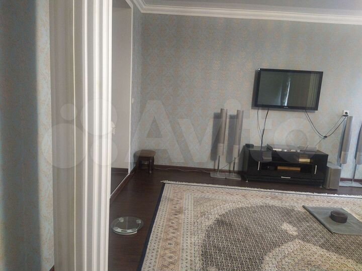 4-к. квартира, 108 м², 5/5 эт.