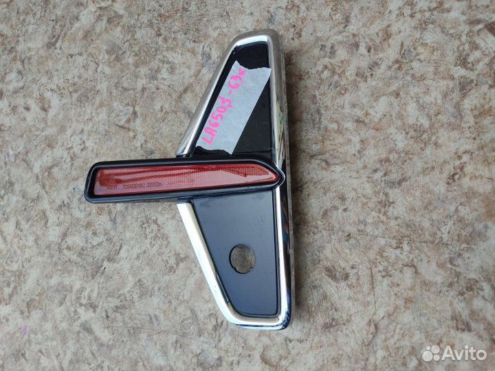 Накладка на бампер лев. зад. daihatsu tanto