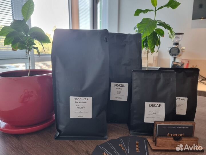 Зерновой кофе. свежая обжарка. большой ассортимент