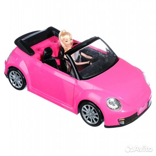 Кукла в машине