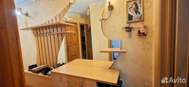 Продам прихожую