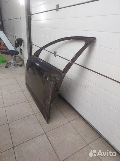 Дверь передняя левая skoda octavia a5