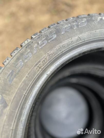 Pirelli Winter Ice Zero 235/55 R19 105