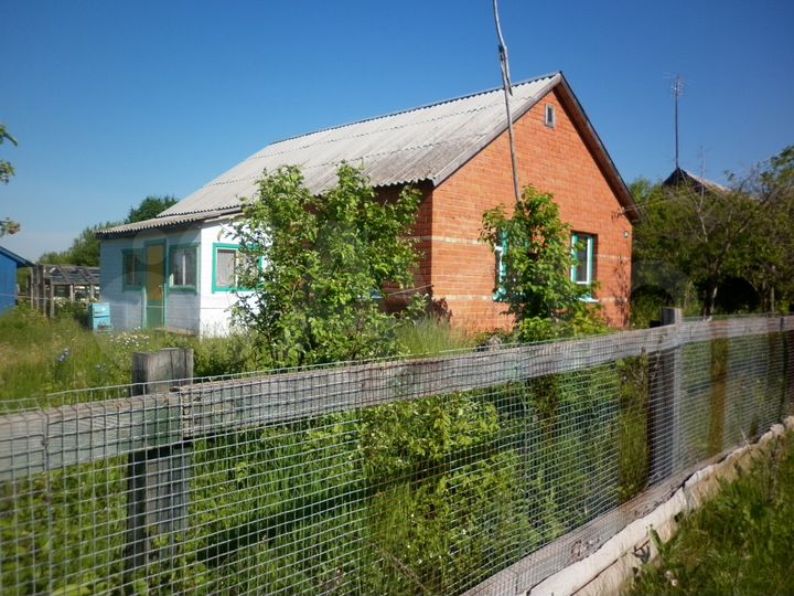 Дом 53 м² на участке 24 сот.