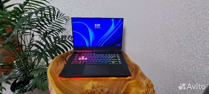 Мощный игровой ноутбук с подсветкой клавиатуры