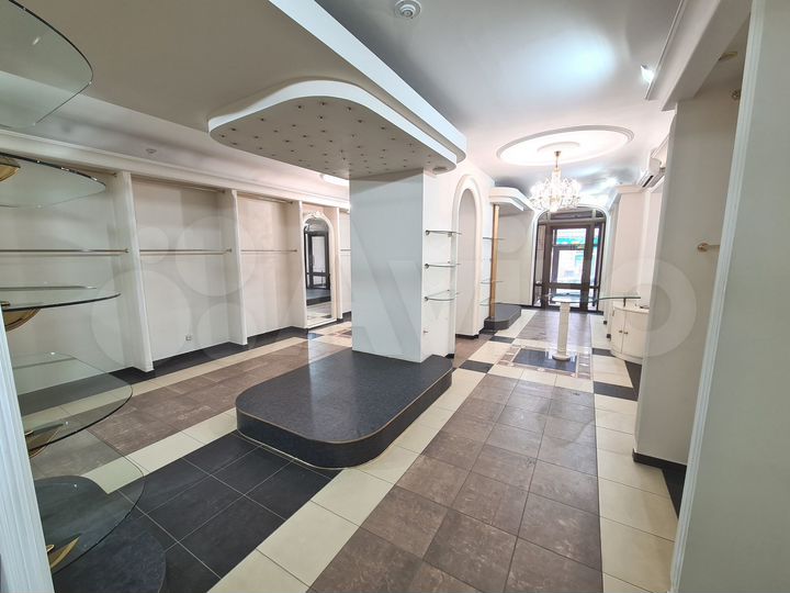 Торговая площадь, 92 м²