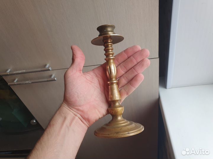 Подсвечник бронзовый