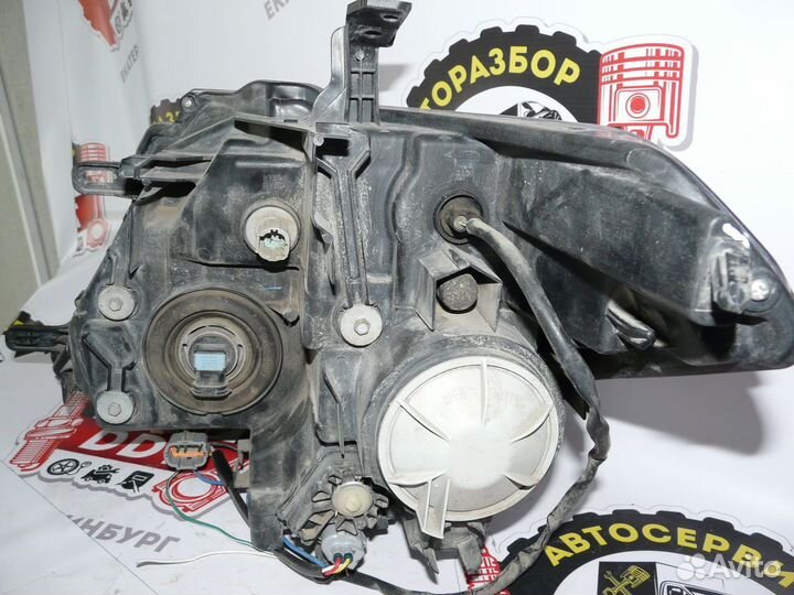 Фара правая Nissan Patrol (Y62) 260251LB1A