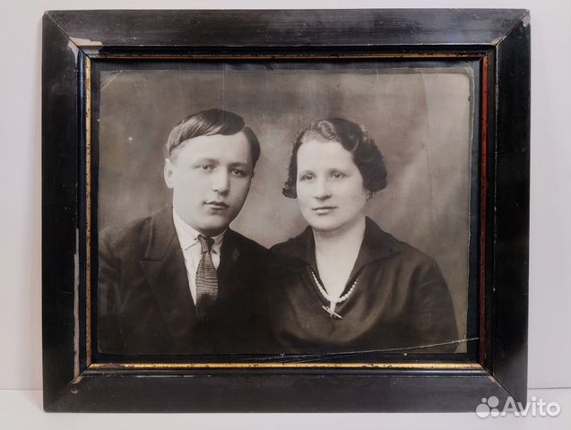 Фотография Муж и жена нач20в портрет в раме фото