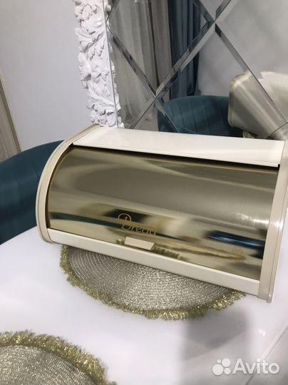 Хлебница новая