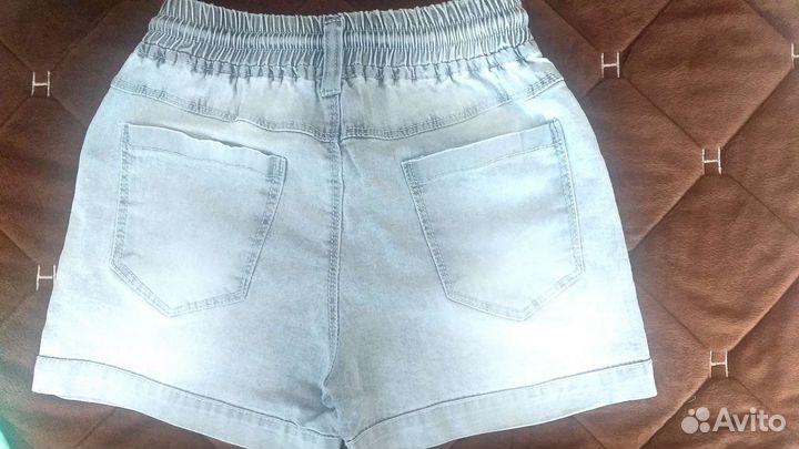 Джинсовые шорты