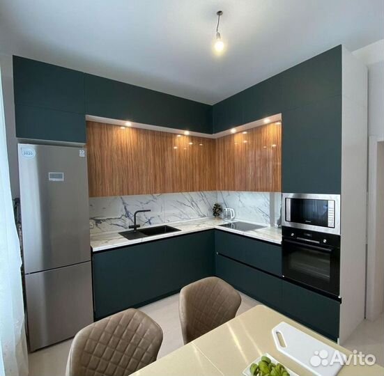 Кухонный гарнитур угловой