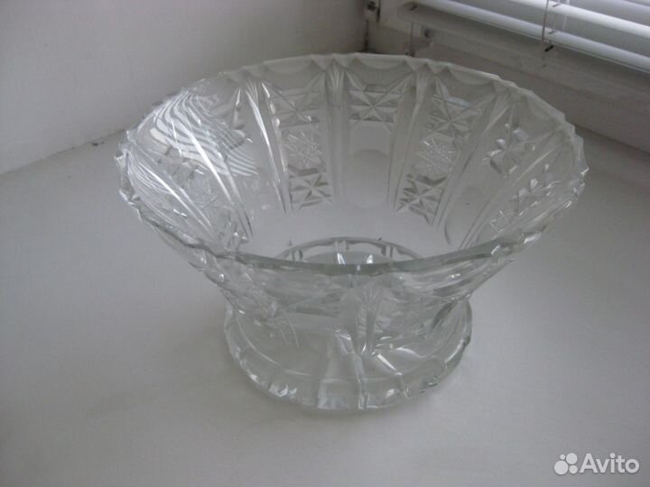 Хрустальные вазы