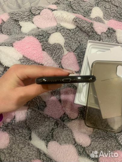 iPhone X, 64 ГБ