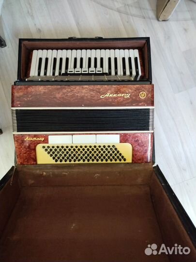 Аккордеоны гармони баяны